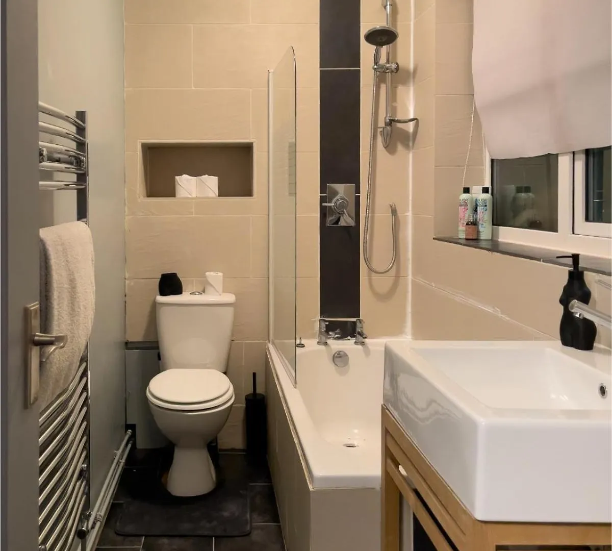 Apartment Asmodeus Studio - Kinky Adult Only Stay Gloucester United Kingdom
